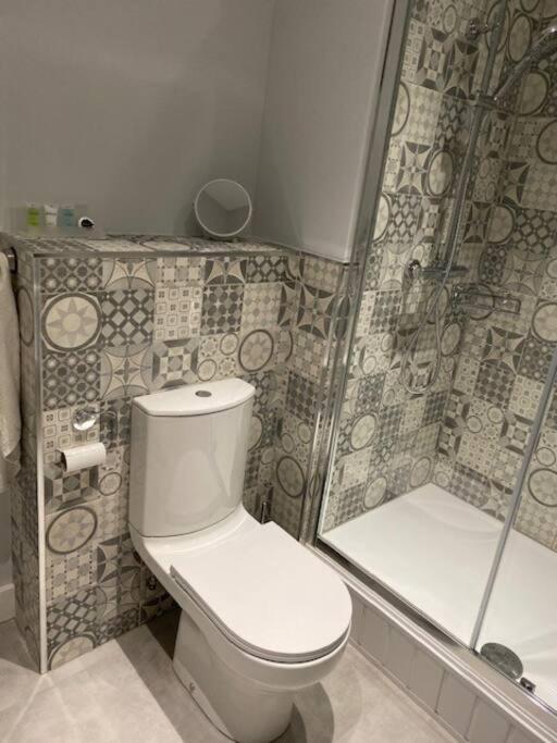 Luxury Mumbles View Studio Apartment Swansea Exteriör bild